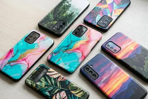 Custom Mobile Phone Covers printed in Dubai - Colorfly Studio